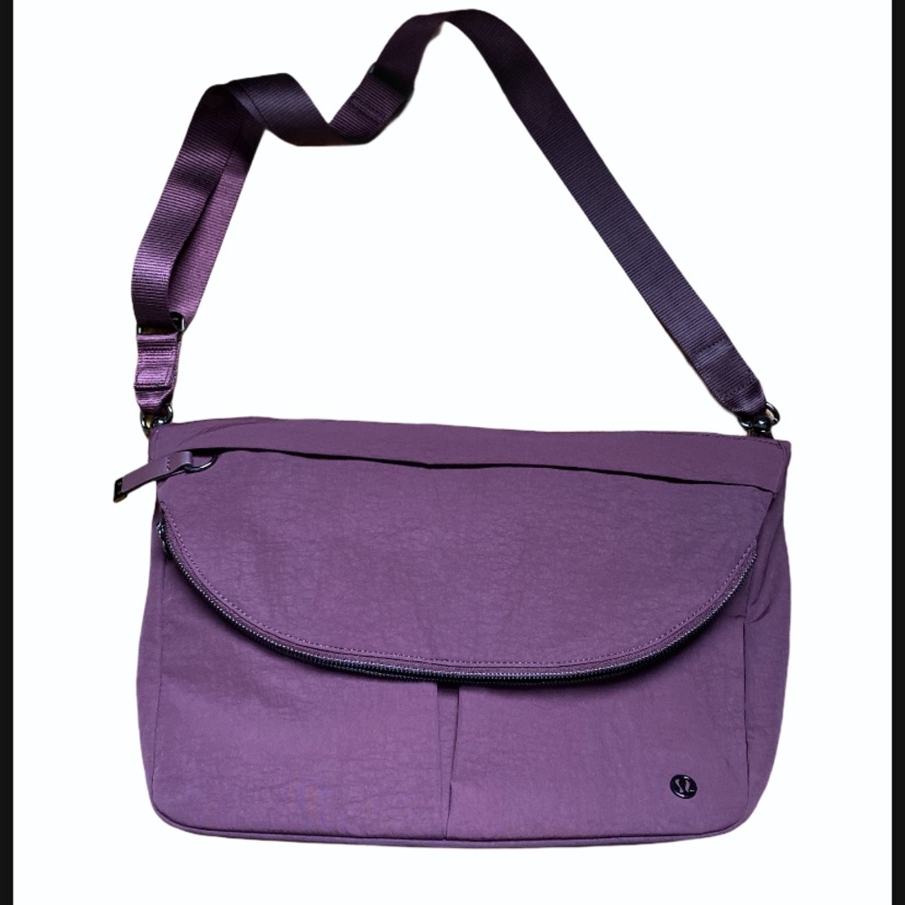 Brand New Lululemon Diversity Festival Bag {LARGE}. Never used.